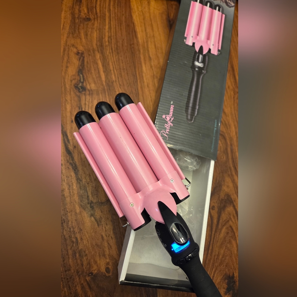 3 Barrel Hair Curler with LCD Temp Display Professional Wave Curling Iron Temper